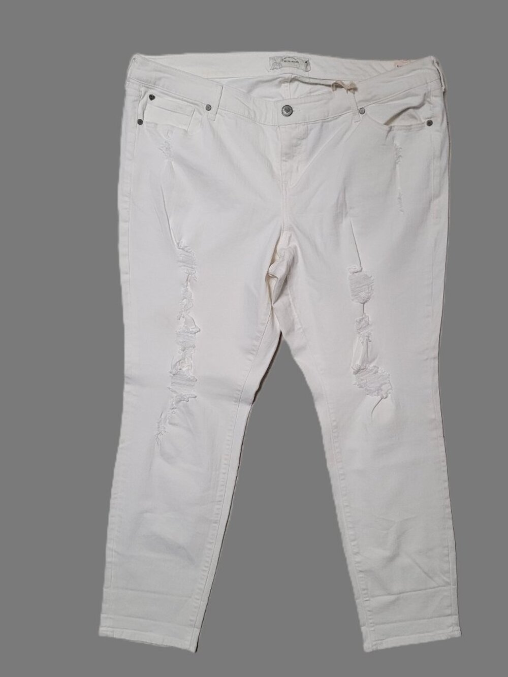 Torrid White Distressed Boyfriend Jeans Plus Size 20 NWT Denim Curvy Relaxed Fit